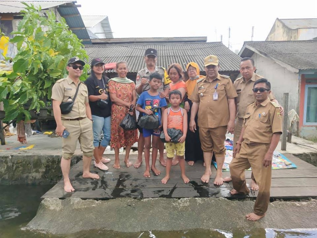 Bantuan untuk korban banjir diwilayah bengkuring