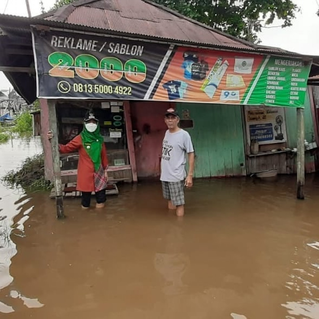 Monitoring Genangan Air Akibat Sungai Karang Mumus Meluap