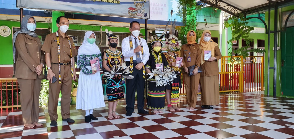 Gerakan Peduli dan Berbudaya Lingkungan Hidup di Sekolah