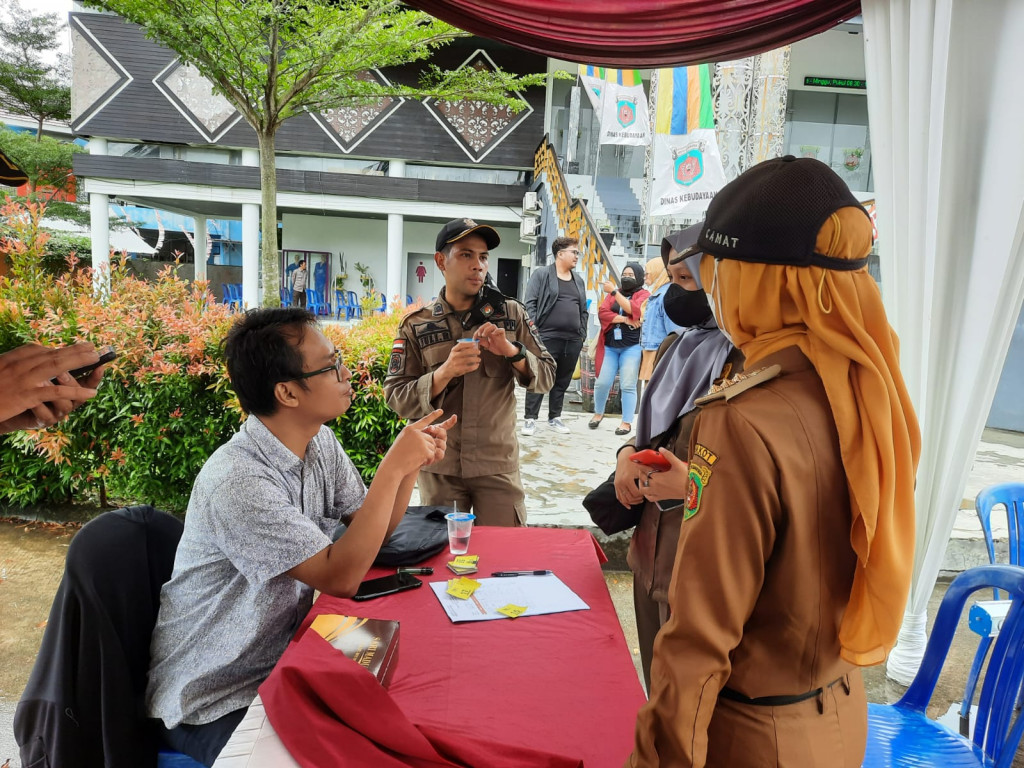 Monitoring Vaksin Covid 19 Dosis 1, 2 dan Booster di Museum Kota Samarinda