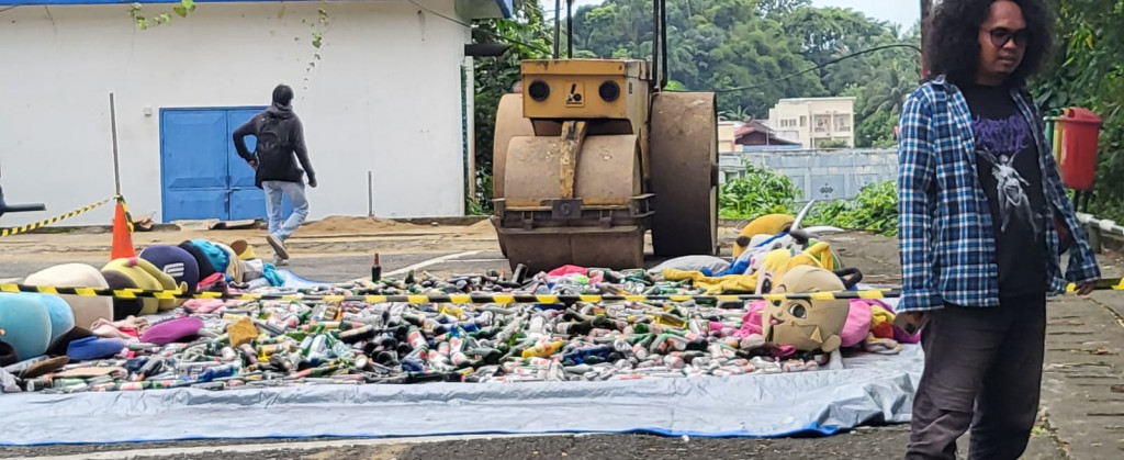 Pemusnahan Barang Bukti diLapangan Parkir Balaikota