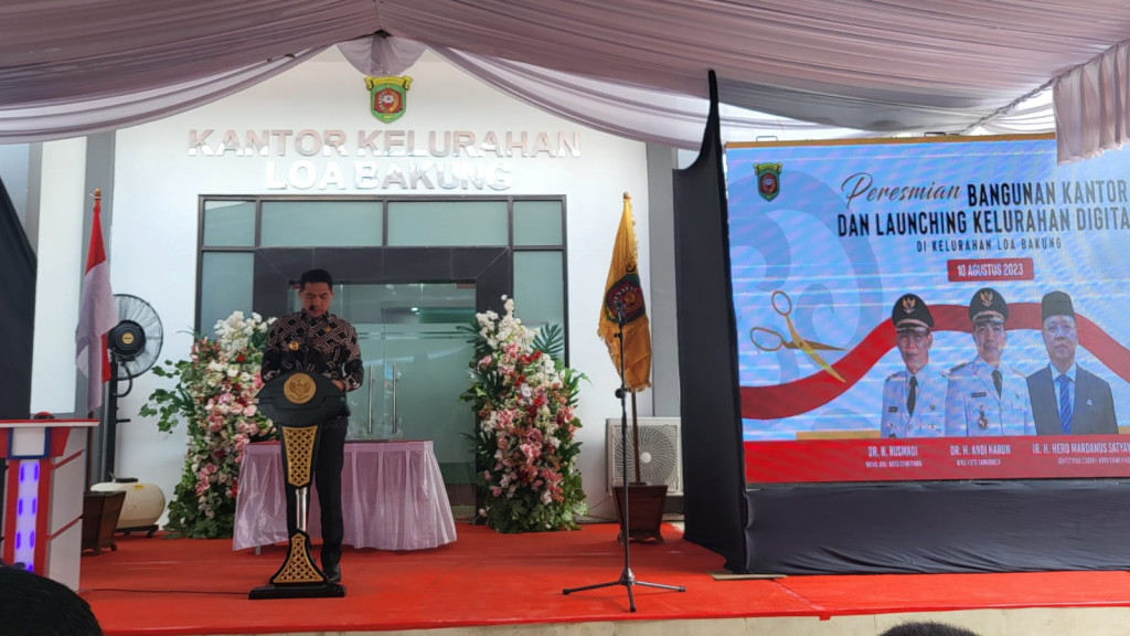 Peresmian Gedung Kantor Kelurahan Loa Bakung