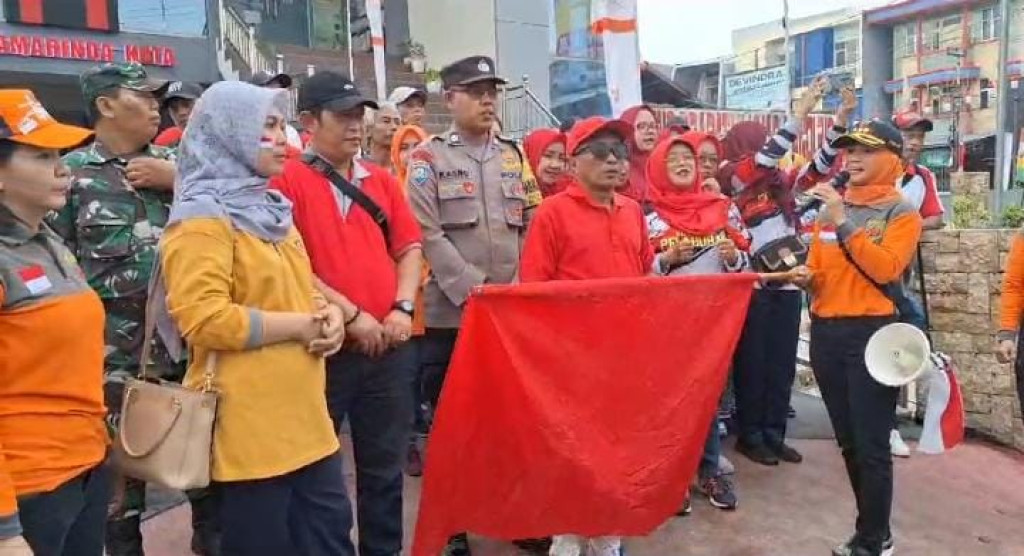 Jalan Sehat Bersama Warga dan Pegawai Kelurahan SeKecamatan Samarinda Kota
