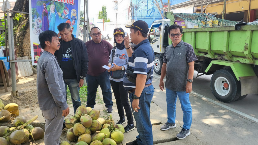 Monitoring Perkembangan Warga Yang Terdampak Normalisasi SKM