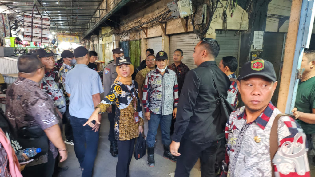 Monitoring Pedagang Pasar Pagi di Gang Pandai