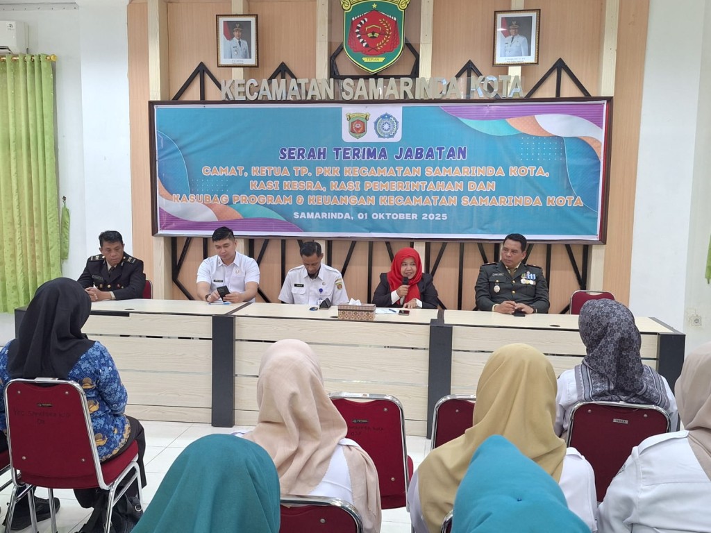 Serahterima Jabatan Administrasi di Kecamatan Samarinda Kota