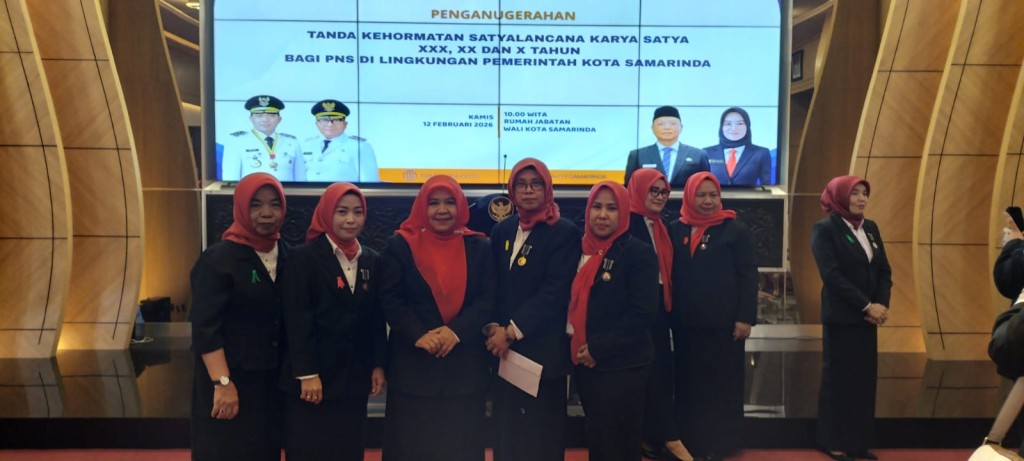 Penganugerahan Satyalencana Karya Satya X, XX, XXX Tahun Dilingkungan Pemkot Samarinda Tahun 2026