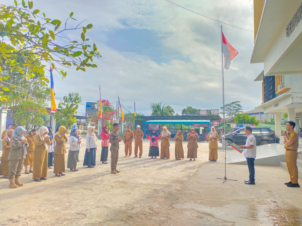 Kegiatan Apel Pagi di Lingkungan Pemerintah Kota Samarinda