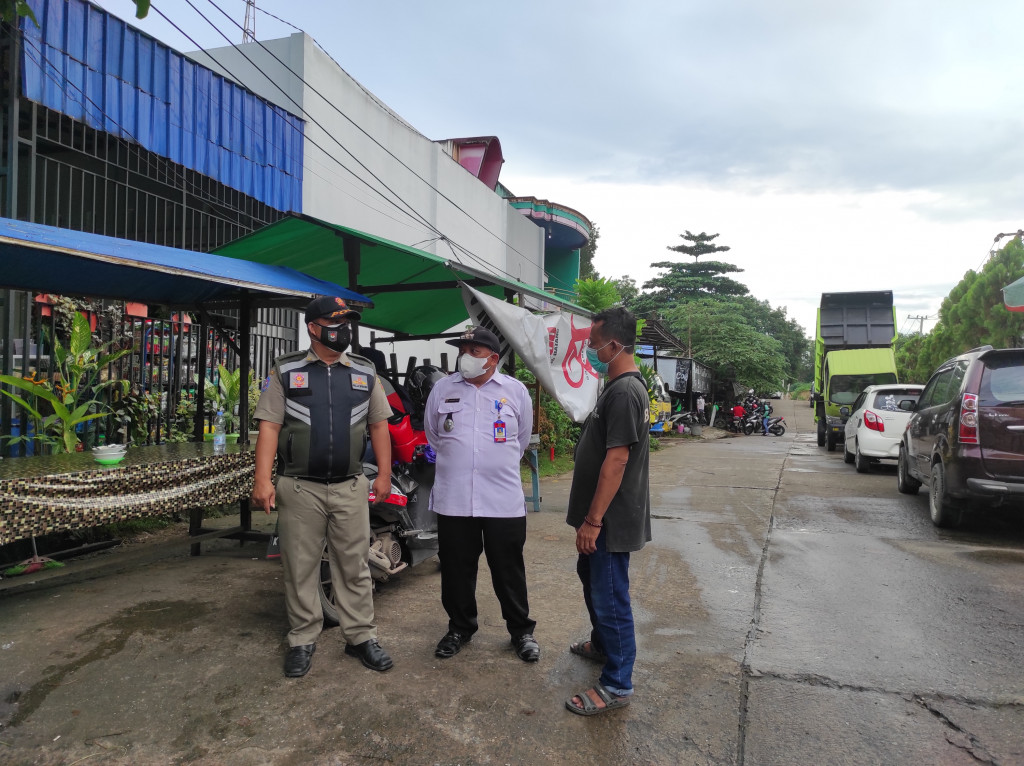 Razia PKL di Wilayah Kecamatan Samarinda Ulu