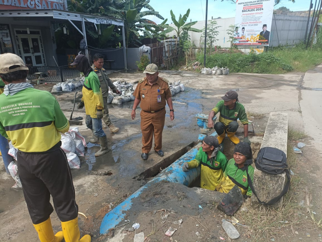 Monitoring Pengerukan Parit