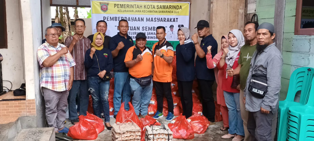 Program Bebaya "pembagian 400 Paket Sembako di 10 RT Kelurahan Jawa