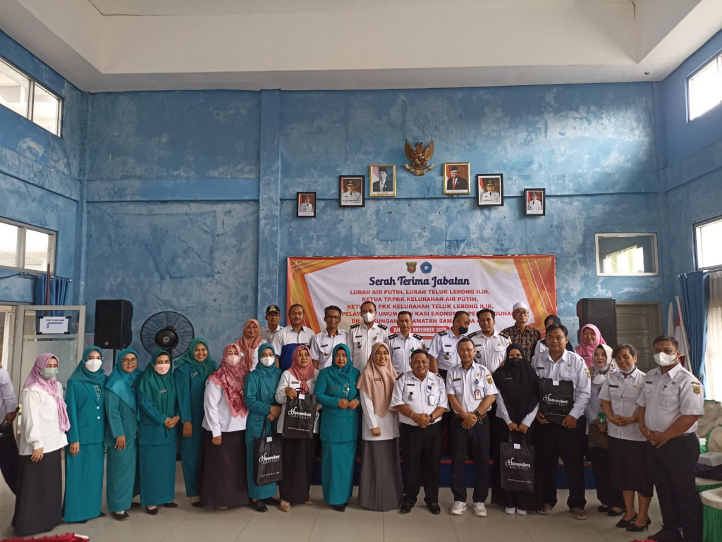 Serah Terima Jabatan Lurah, Ketua TP PKK Kelurahan dan Kasi di lIngkungan Camat Samarinda Ulu