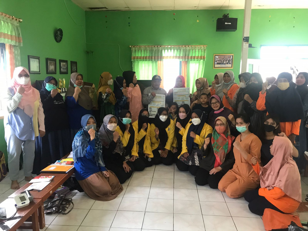Pelaksanaan Posyandu Permata Balita dan Lansia