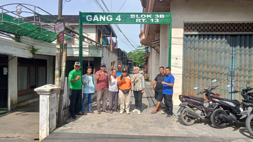 Program Probebaya Pembangun Gapura