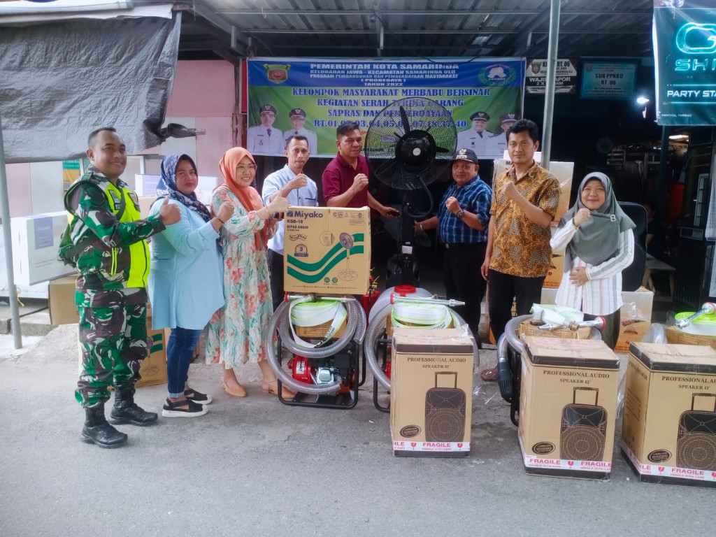 Serah Terima barang dan Pemberdayaan kegiatan Probebaya di Kelurahan Jawa Kec Samarinda Ulu