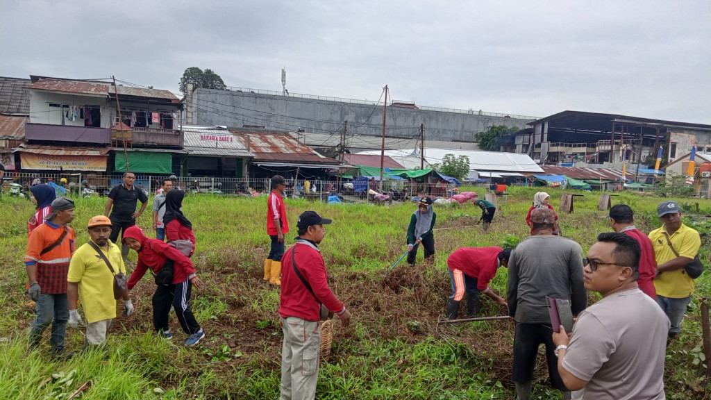 Giat Jumat 21 Juli 2023 Gotong Royong Massal
