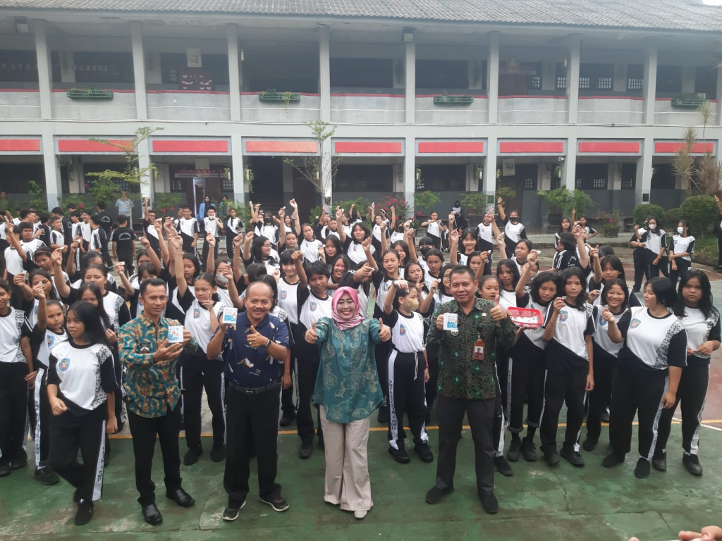 Aksi bergizi bersama di sekolah SMP Katolik 1