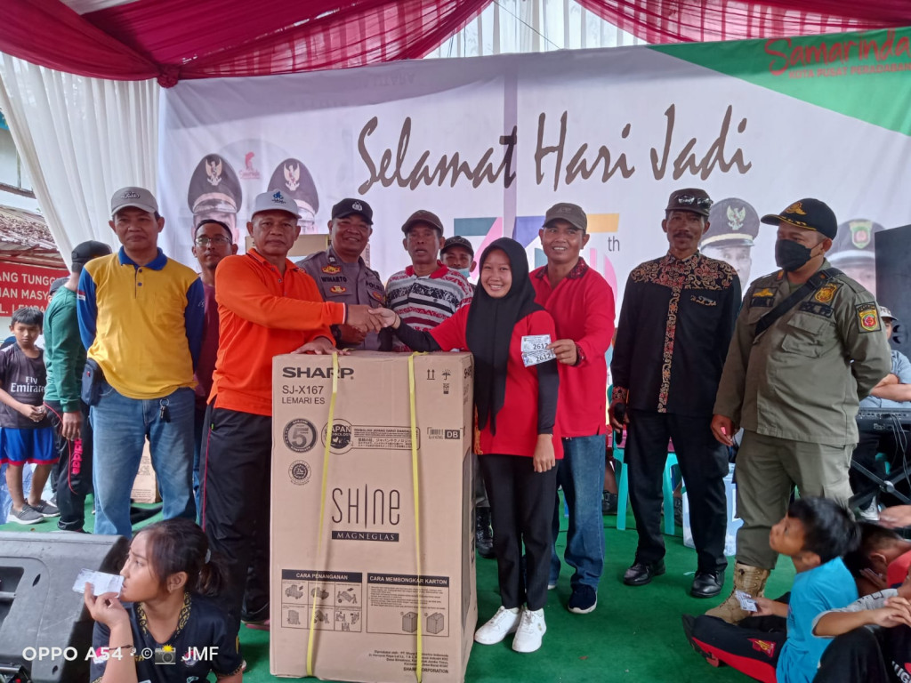 Kegiatan Jalan Santai Memperingati HUT Kota di Kecamatan Samarinda Utara