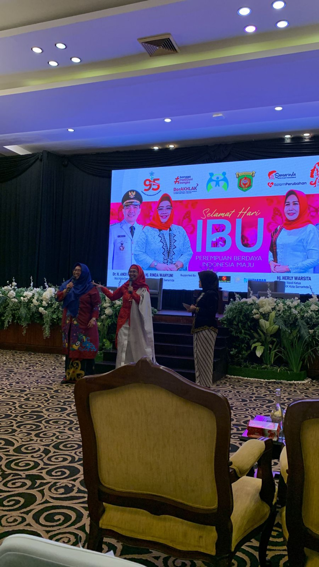 Peringatan Hari Ibu Dirayakan Meriah