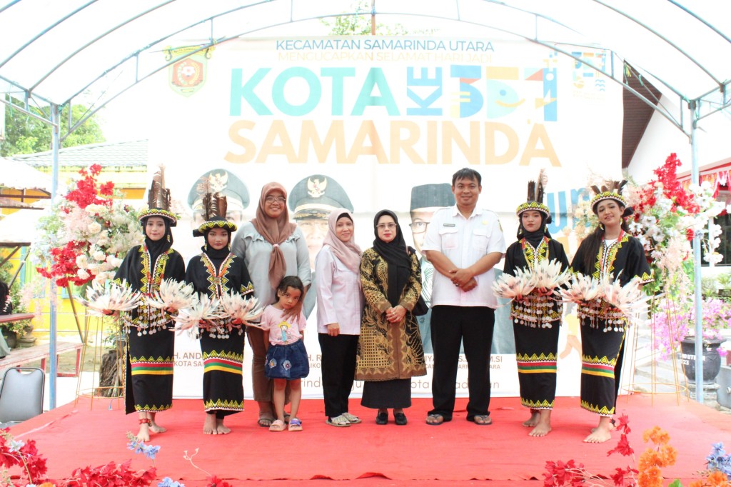 Bazar Meriahkan HUT Kota Samarinda ke-357 dan HUT PEMKOT Samarinda ke-65 di Halaman Parkir Kecamatan Samarinda Utara