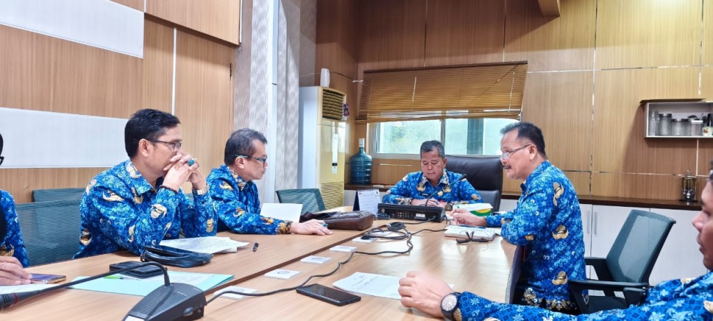 Rapat Terkait Dukungan Pemerintah Daerah dalam Percepatan Penyediaan Perumahan Layak Huni bagi Masyarakat
