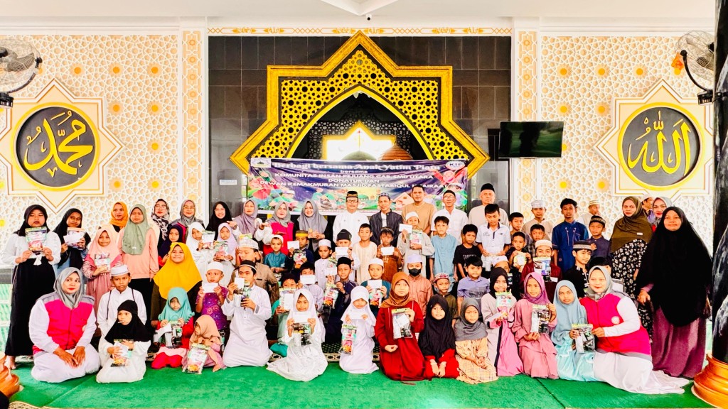 Plt. Camat Samarinda Utara Hadiri Kegiatan Berbagi Bersama Anak Yatim Piatu di Masjid Fastabiqul Khairat