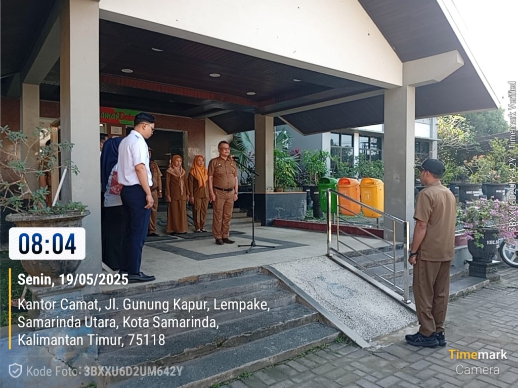 Apel Senin Pagi