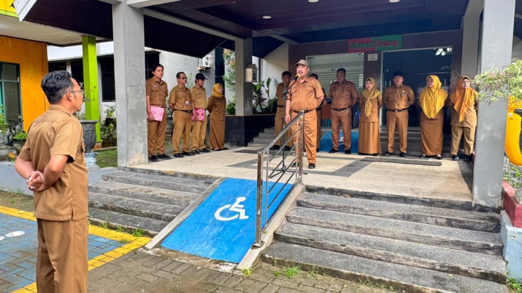 Apel pagi