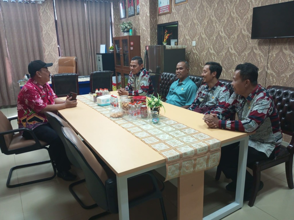 Pertemuan dengan Kepala Sekolah SMP se-Kecamatan Samarinda Utara