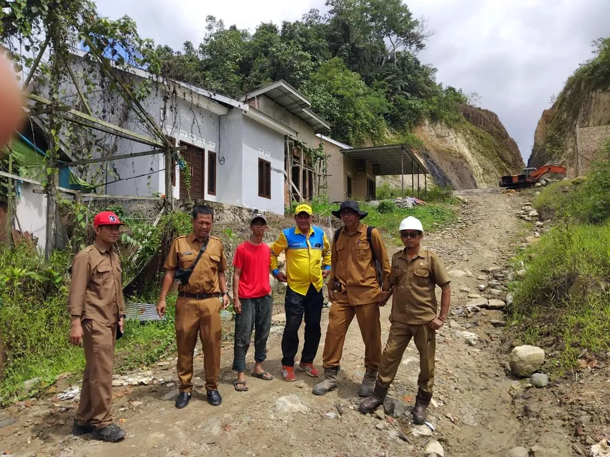 peninjauan lokasi sementara kolam retensi