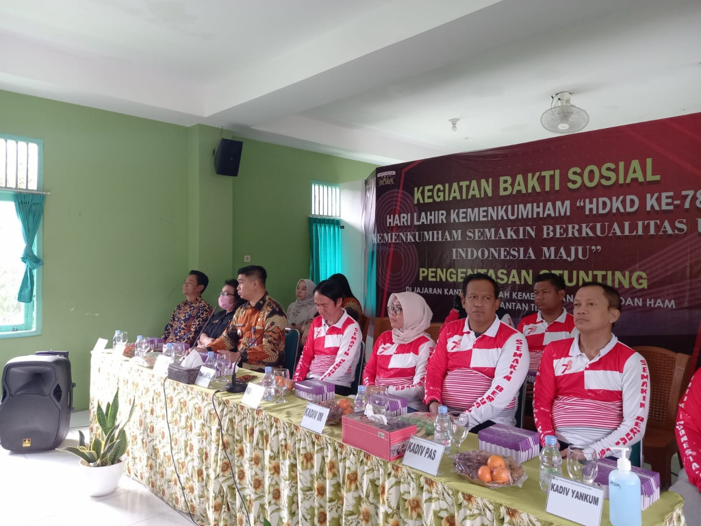 Kegiatan Bakti Sosial dalam rangka Hari Lahir KEMENHUMKAM ke 78 th