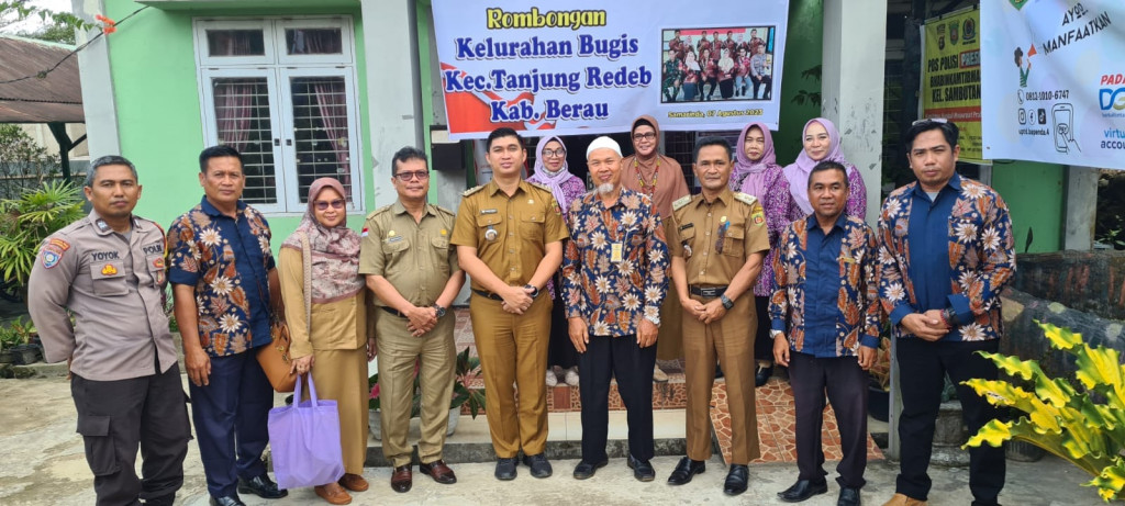Menerima Kunjungan Kerja Kelurahan Bugis Kec. Tanjung Redeb Kab. Berau.