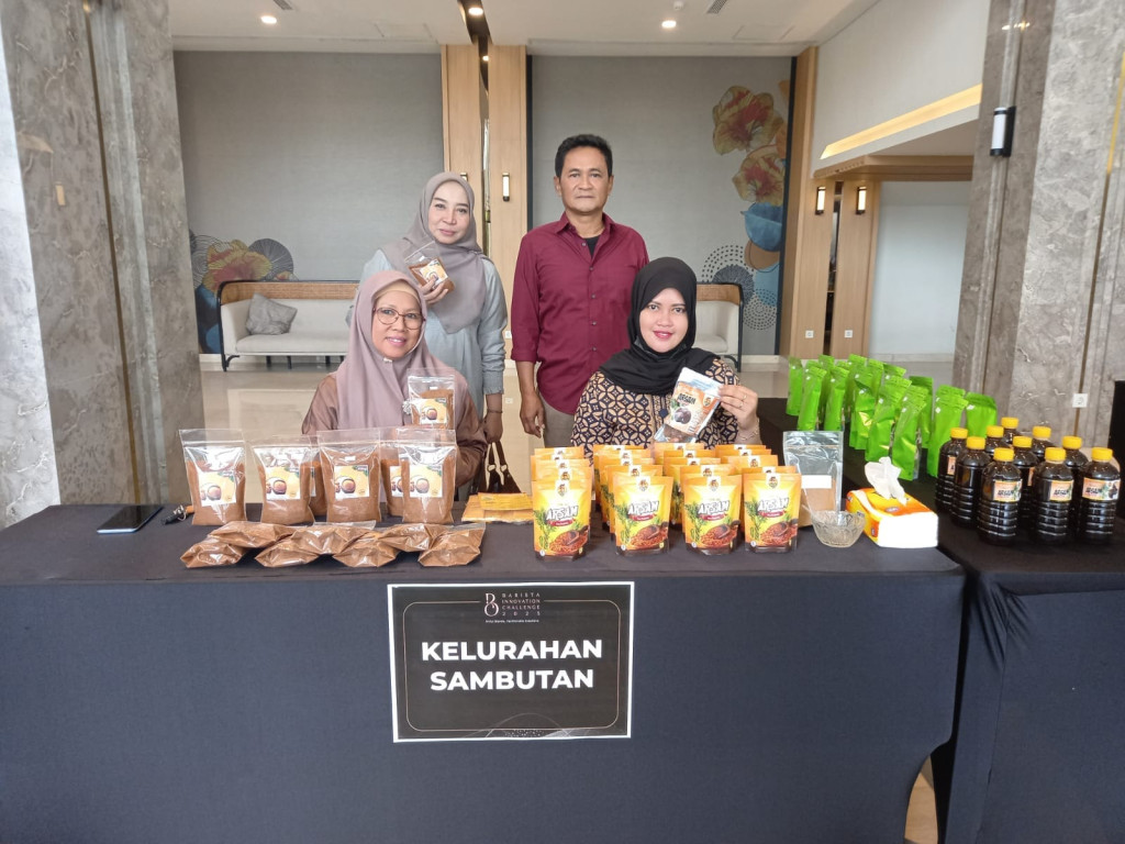 UMKM Kelurahan Sambutan. Turut berpartisipasi dalam Acara Barista Innovation Challenge 2023. Yg dilaksanakan di Hotel Mercure.