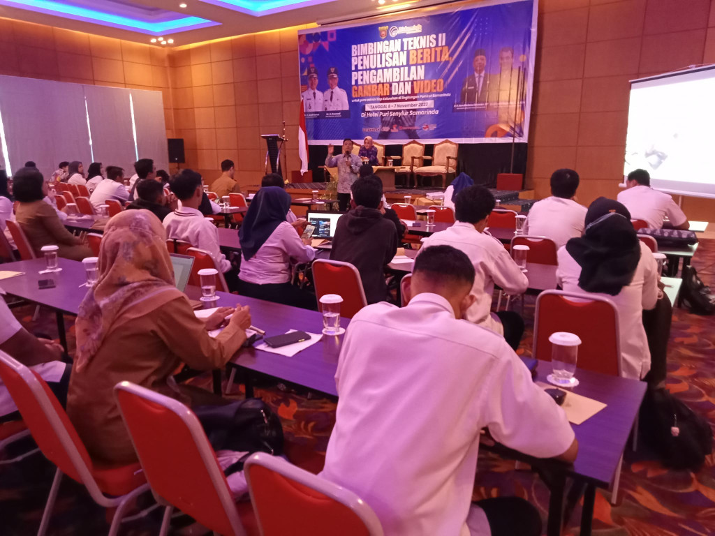 Bimtek penulisan berita, pengambilan gambar dan video oleh Diskominfo