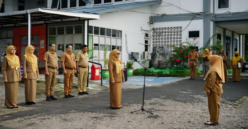 Semangat Baru 2026 : Camat Sambutan Pimpin Apel Pagi Perdana Tahun Ini
