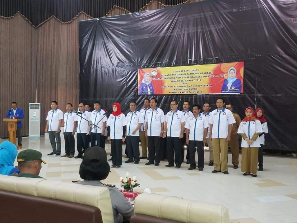 Menghadiri Acara Pelantikan Ketua Formi Kaltim