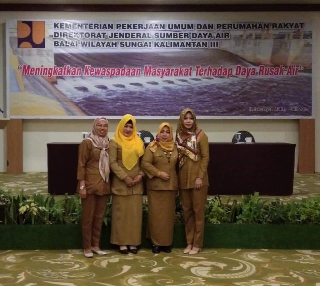 Menghadiri Sosialisasi Meningkatkan Kewaspadaan Masyarakat Terhadap Daya Rusak Air
