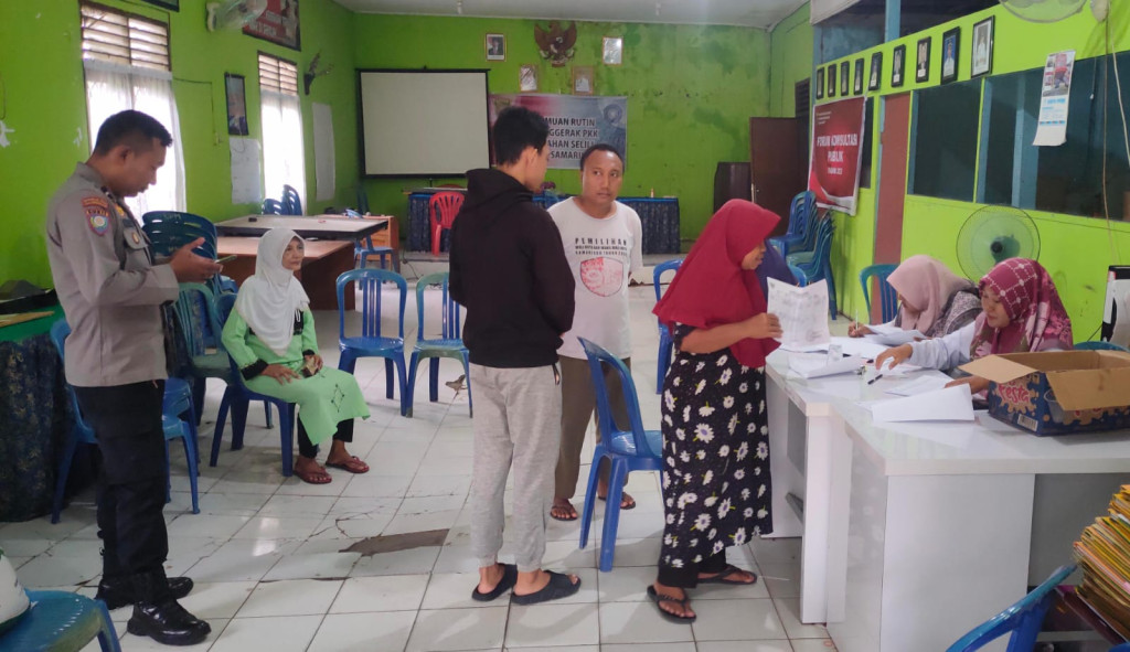 PEMBAGIAN BERAS 10 KG BULAN OKTOBER 2023 KELURAHAN SELILI