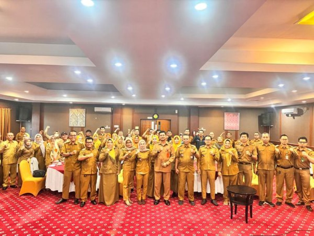 KELURAHAN SELILI HADIR DALAM SOSIALISASI KEPMENSOS NO. 73 TAHUN 2024 DAN BIMTEK OPERATOR SIKS NG TAHUN 2024