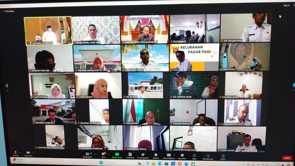 LURAH SELILI HADIR DALAM RAPAT PARIPURNA WALIKOTA SAMARINDA DENGAN DPRD KOTA SAMARINDA TERHADAP RAPERDA