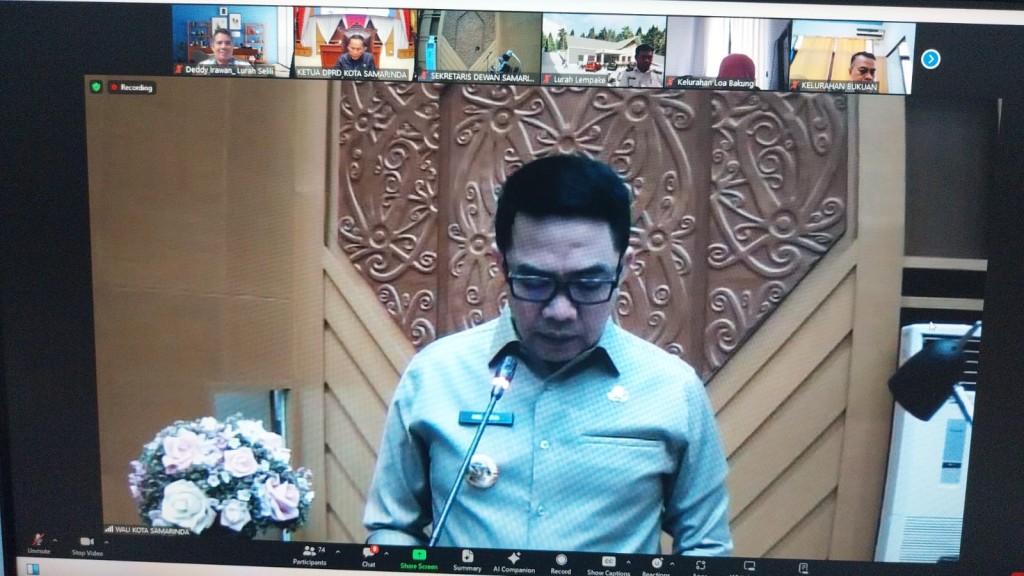 Lurah Selili, Deddy Irawan, Hadir dalam Rapat Paripurna DPRD Kota Samarinda Melalui Zoom Meeting