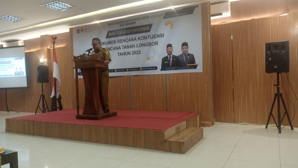 Penyerahan Bantuan Peralatan Untuk Katana