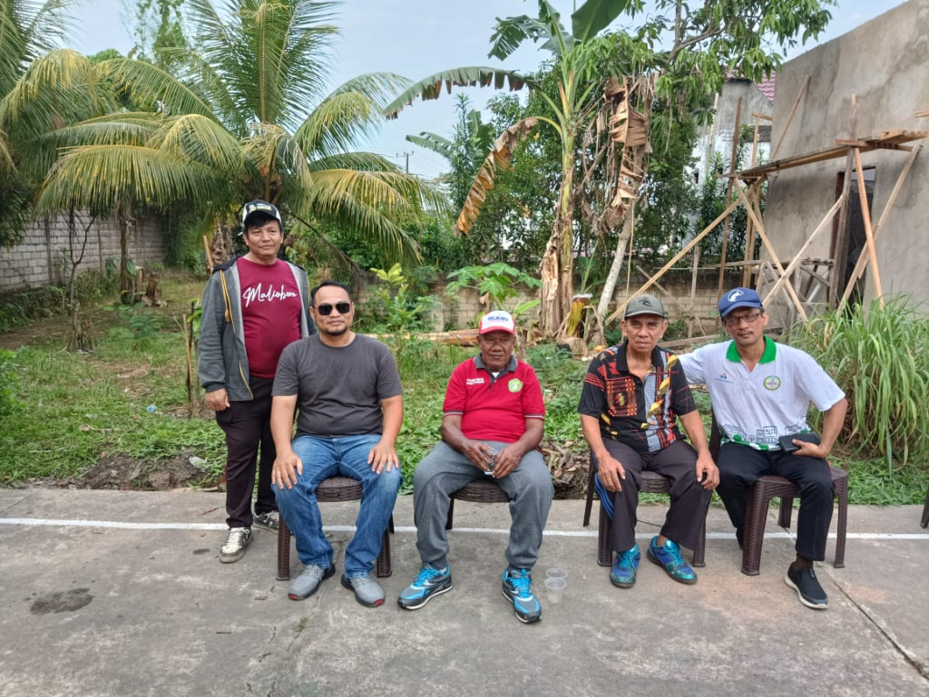 Jalan Santai dan Senam dalam Rangka Memeriahkan Kemerdekaan RI ke 78 bersama Warga Komplek Unmul