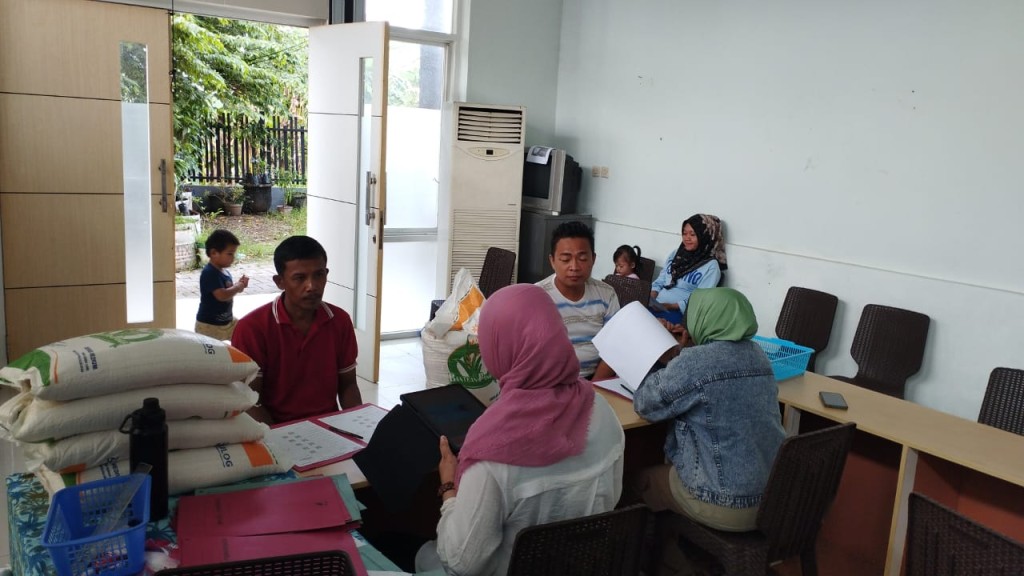 Pembagian Beras