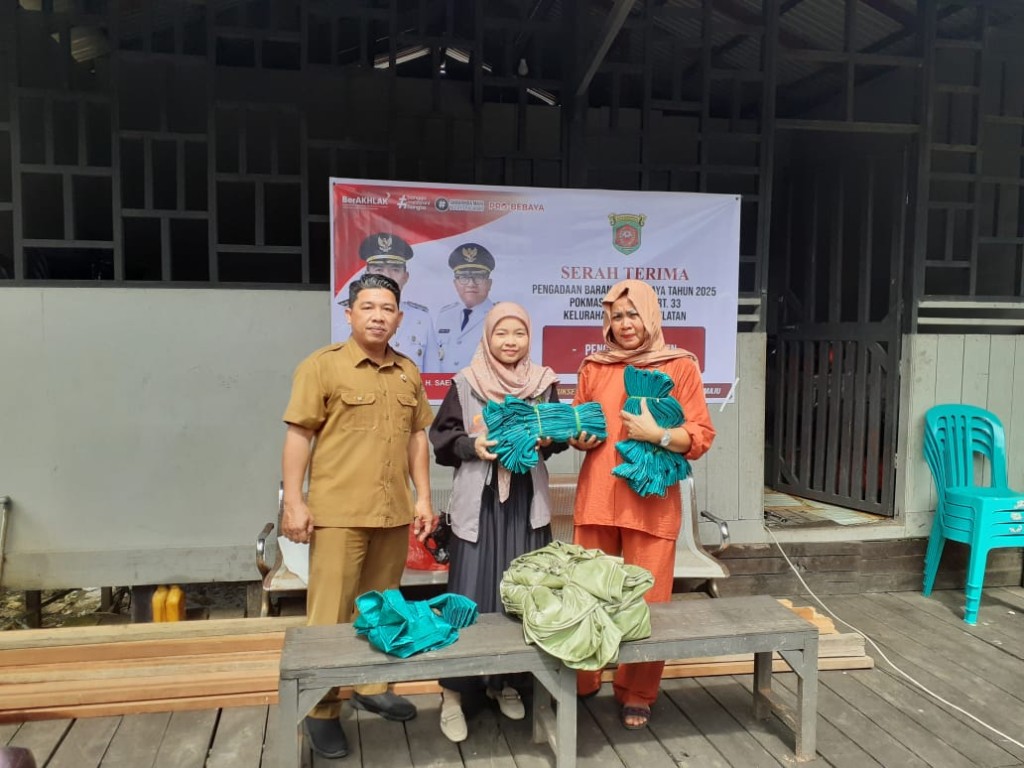 Serah Terima Barang Probebaya RT. 033