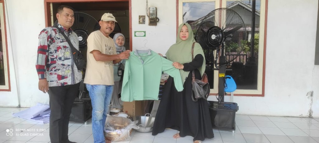 SERAH TERIMA BARANG PROBEBAYA RT. 023