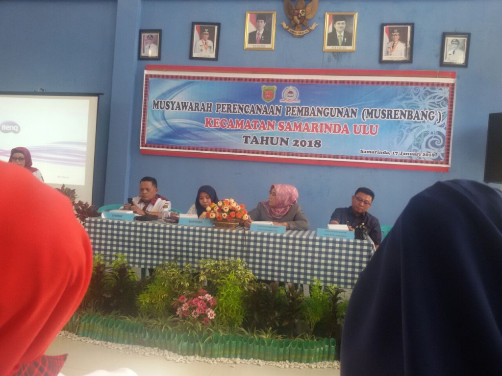MENGIKUTI ACARA MUSRENBANG DI KECAMATAN