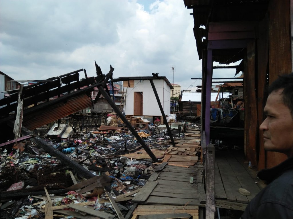 Meninjau Kelapangan Masalah Bangunan Liar