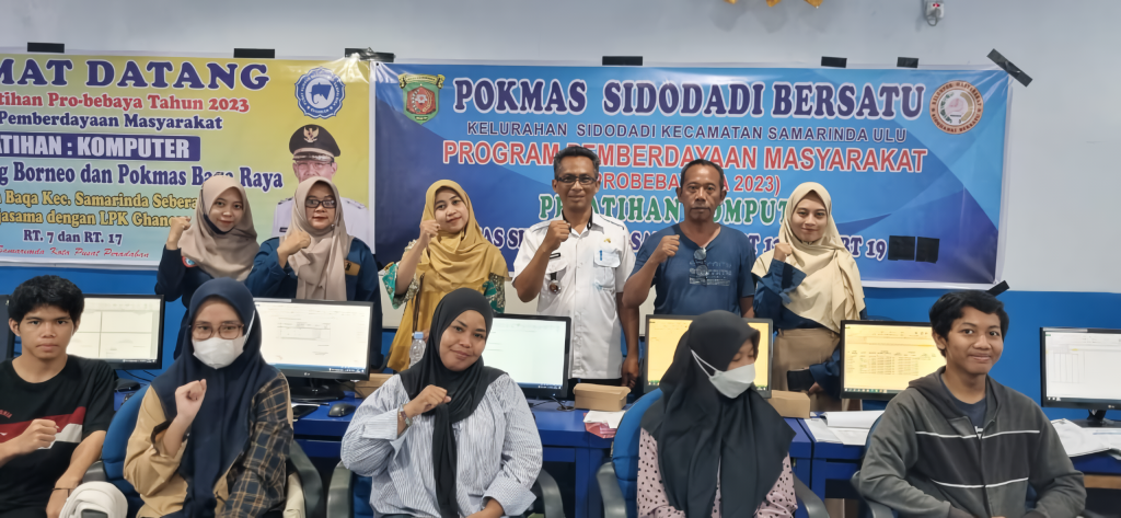 Lurah Sidodadi Resmi Menutup Pelatihan Komputer yang Diadakan oleh Pokmas Sidodadi Bersatu dan Pokmas Bangkit Jaya Sidodadi