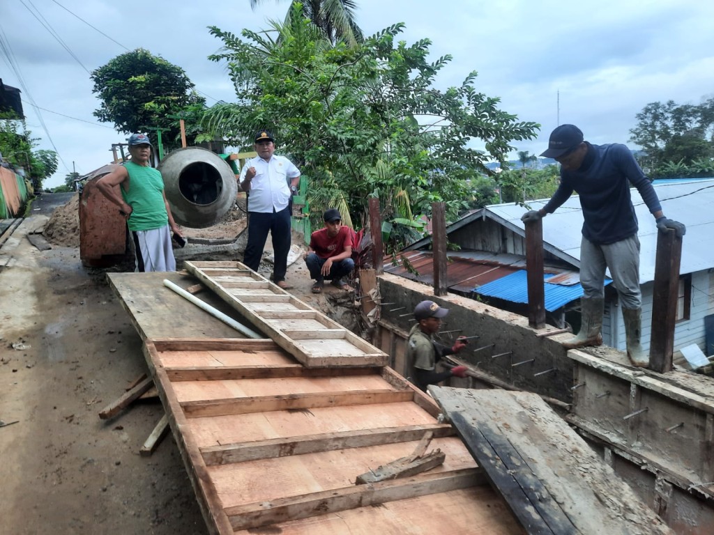 Monitoring Tanah Longsor Di RT.17